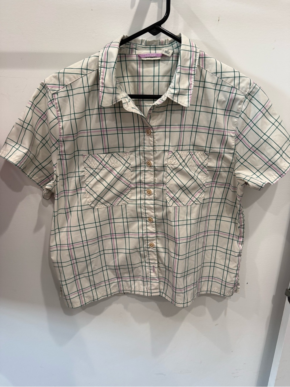 L.L. Bean Short-Sleeve Plaid Button-Down Shirt size SP